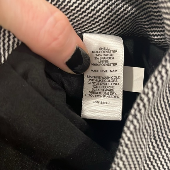 Express Sharkskin Pattern Lined Pencil Skirt - Picture 6 of 8